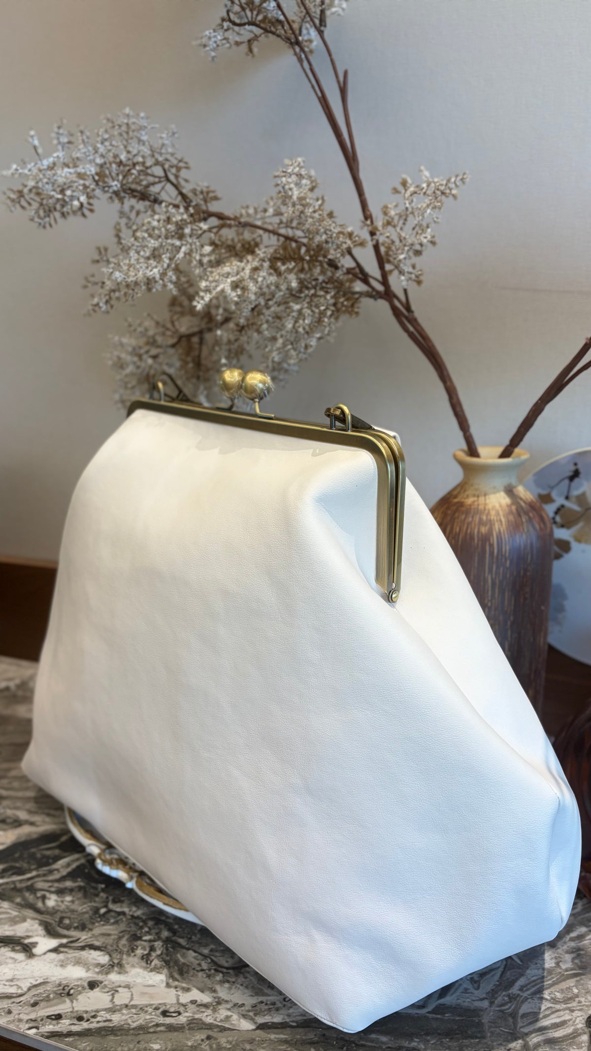 Poor White Large Handlebag,Leather Clutch Frame,20x12x8inch