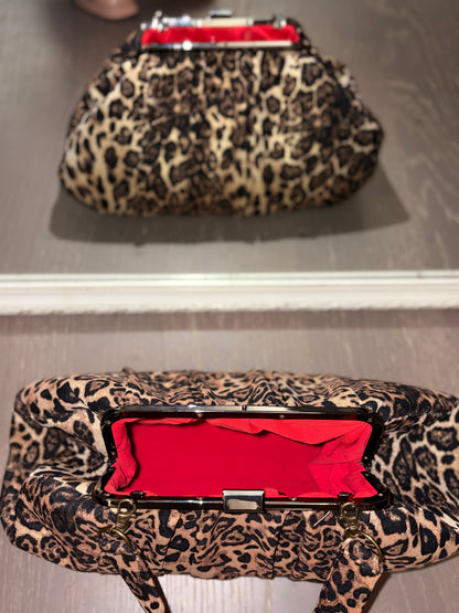 Leopard pleated bag - square frame kiss lock