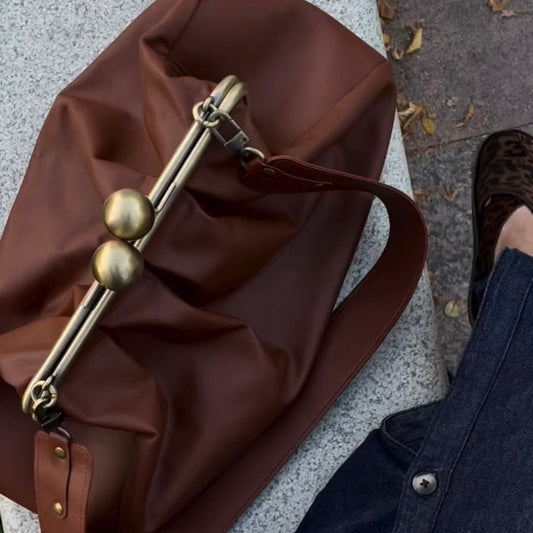 BrownClutchbag,Big Ball Bronze Kiss Lock
