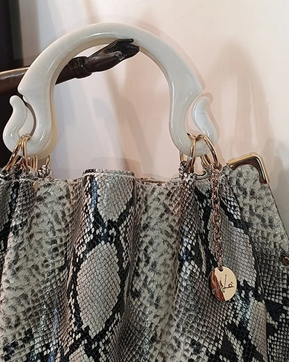 Grayish white snake grain, 49x36cm ,with Resin Tortoiseshell Handle