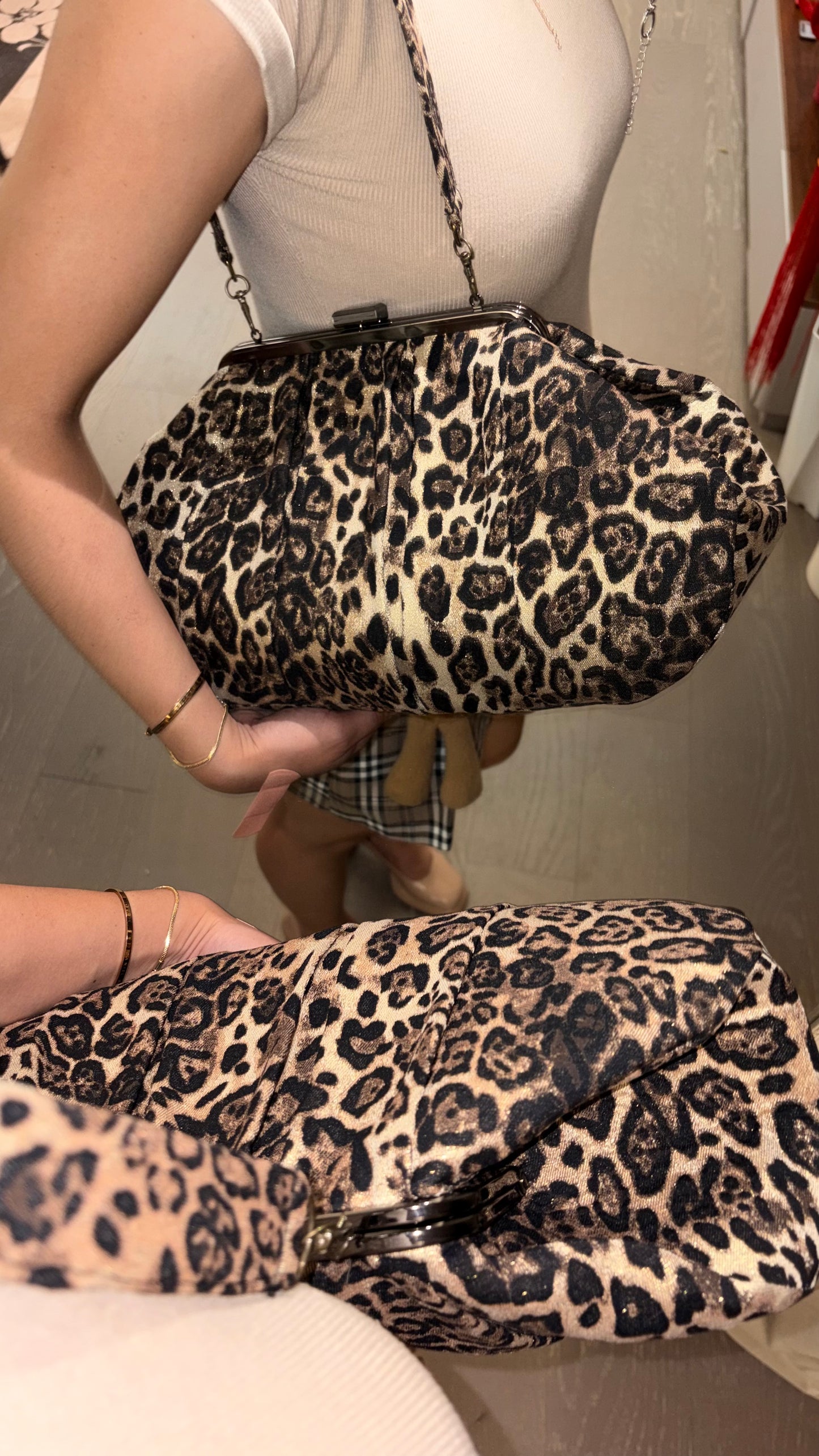 Leopard pleated bag - square frame kiss lock