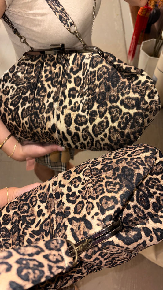 Leopard pleated bag - square frame kiss lock