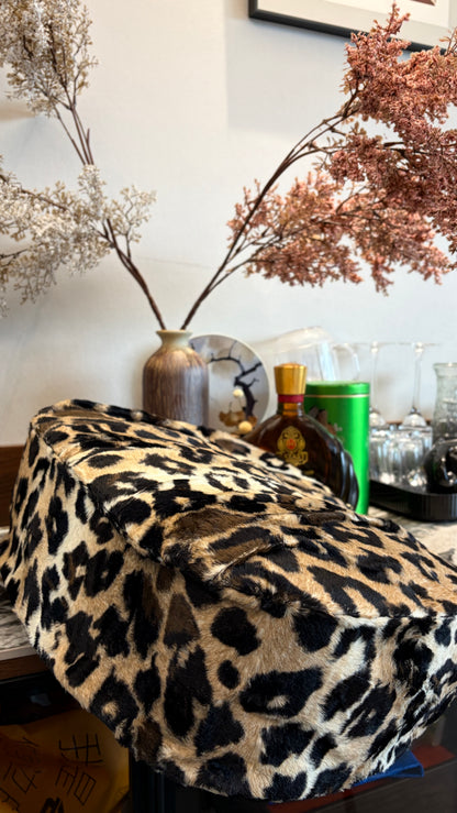 Plush Leopard Handlebag,big ball kiss lock