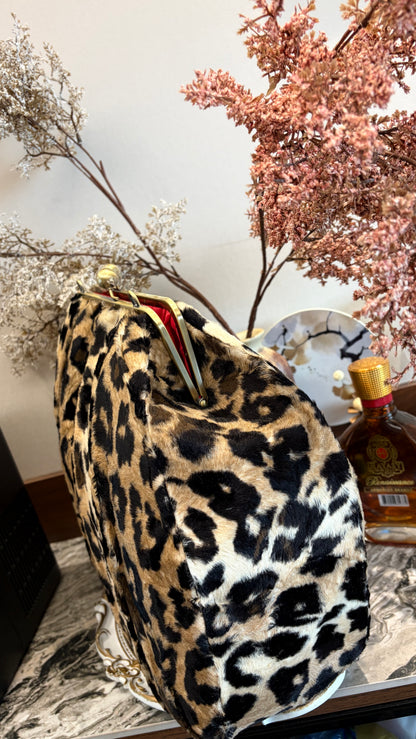 Plush Leopard Handlebag,big ball kiss lock
