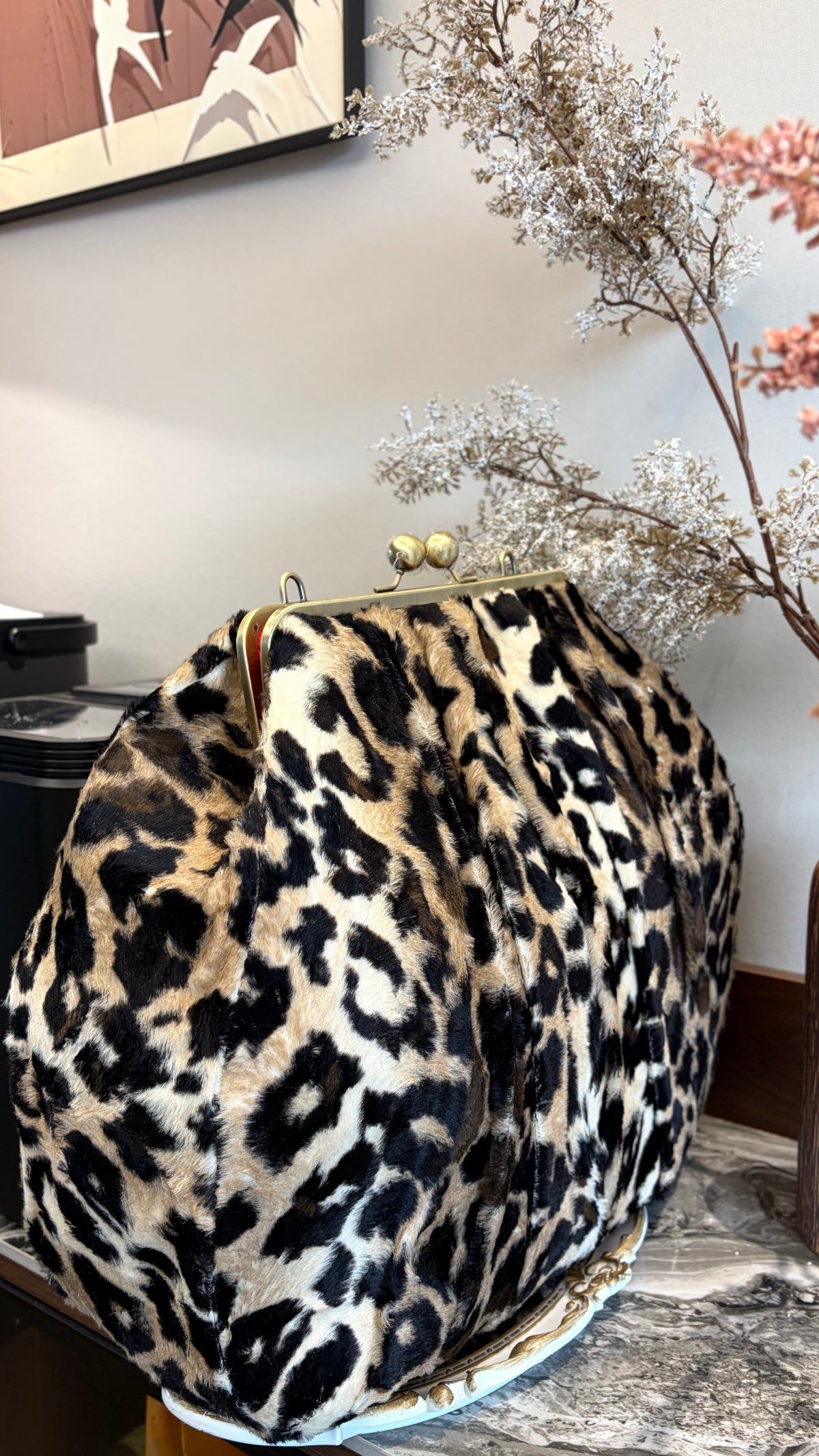 Plush Leopard Handlebag,big ball kiss lock