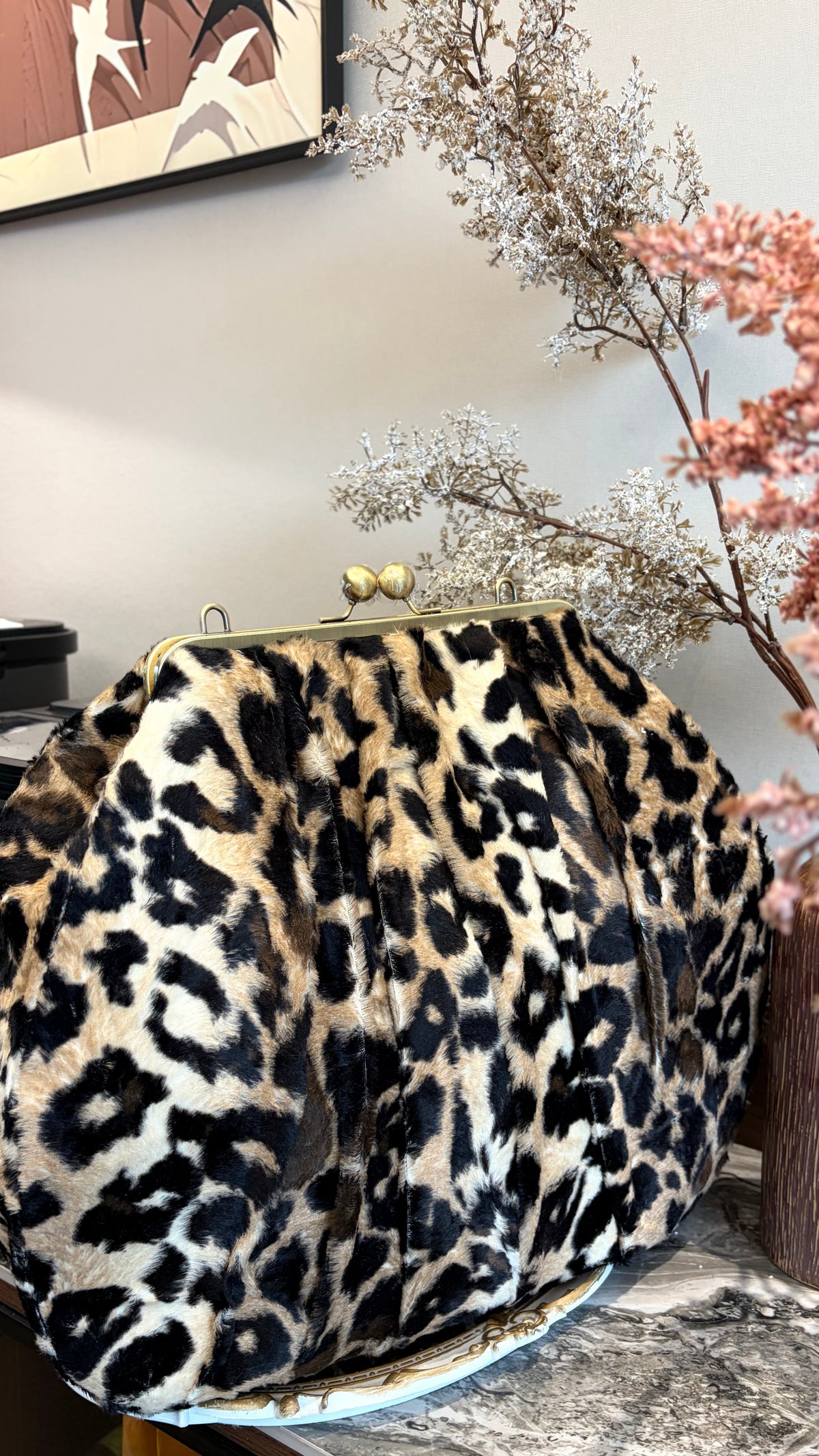 Plush Leopard Handlebag,big ball kiss lock