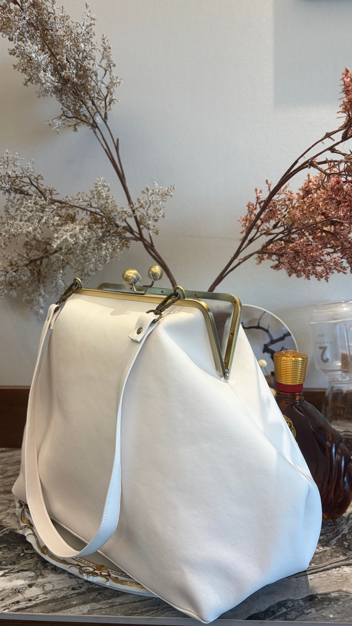 Poor White Large Handlebag,Leather Clutch Frame,20x12x8inch