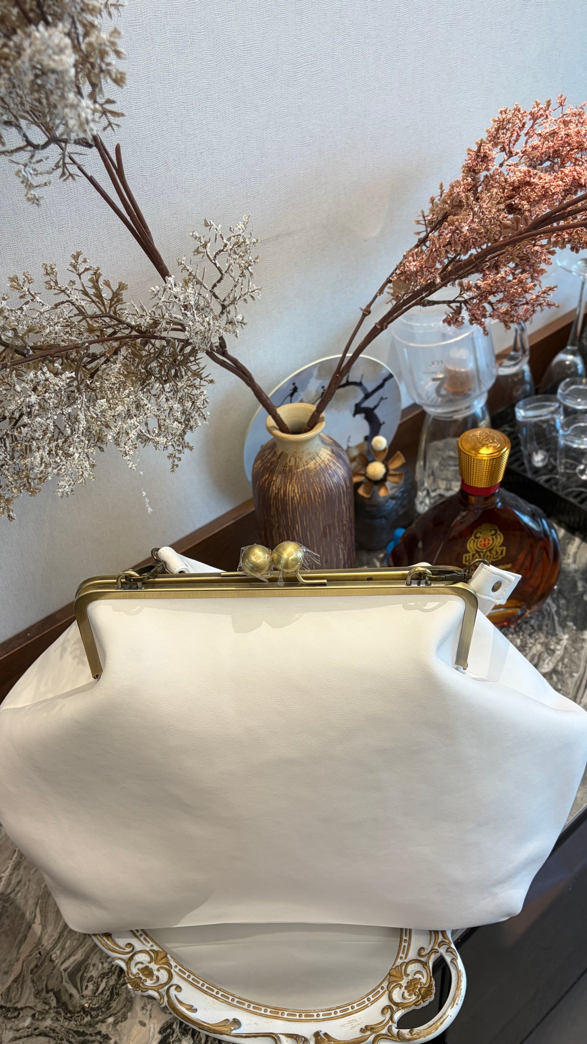 Poor White Large Handlebag,Leather Clutch Frame,20x12x8inch