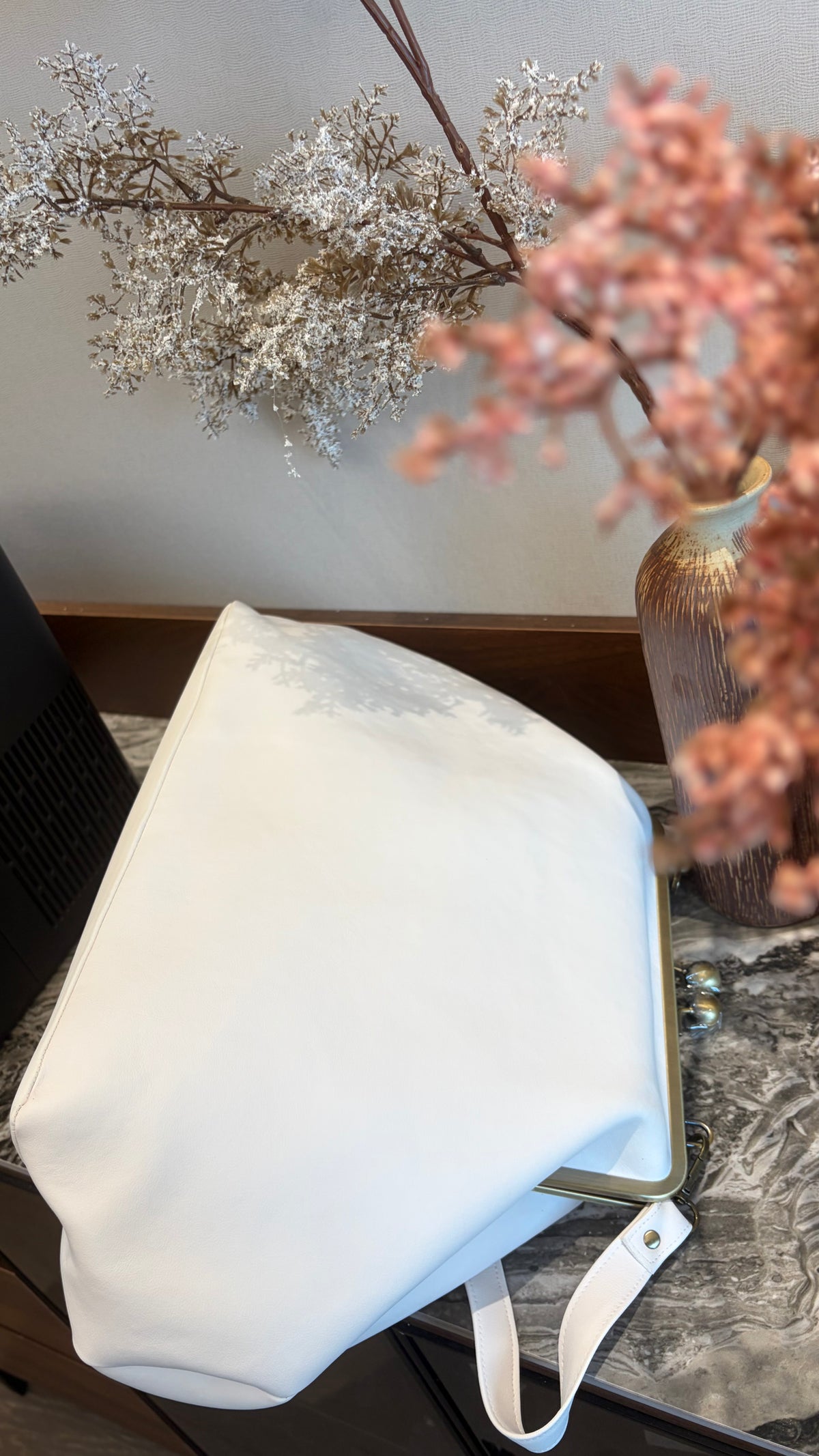 Poor White Large Handlebag,Leather Clutch Frame,20x12x8inch
