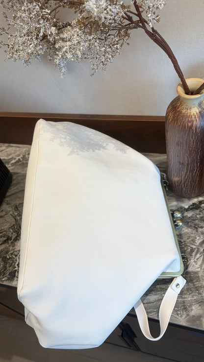 Poor White Large Handlebag,Leather Clutch Frame,20x12x8inch