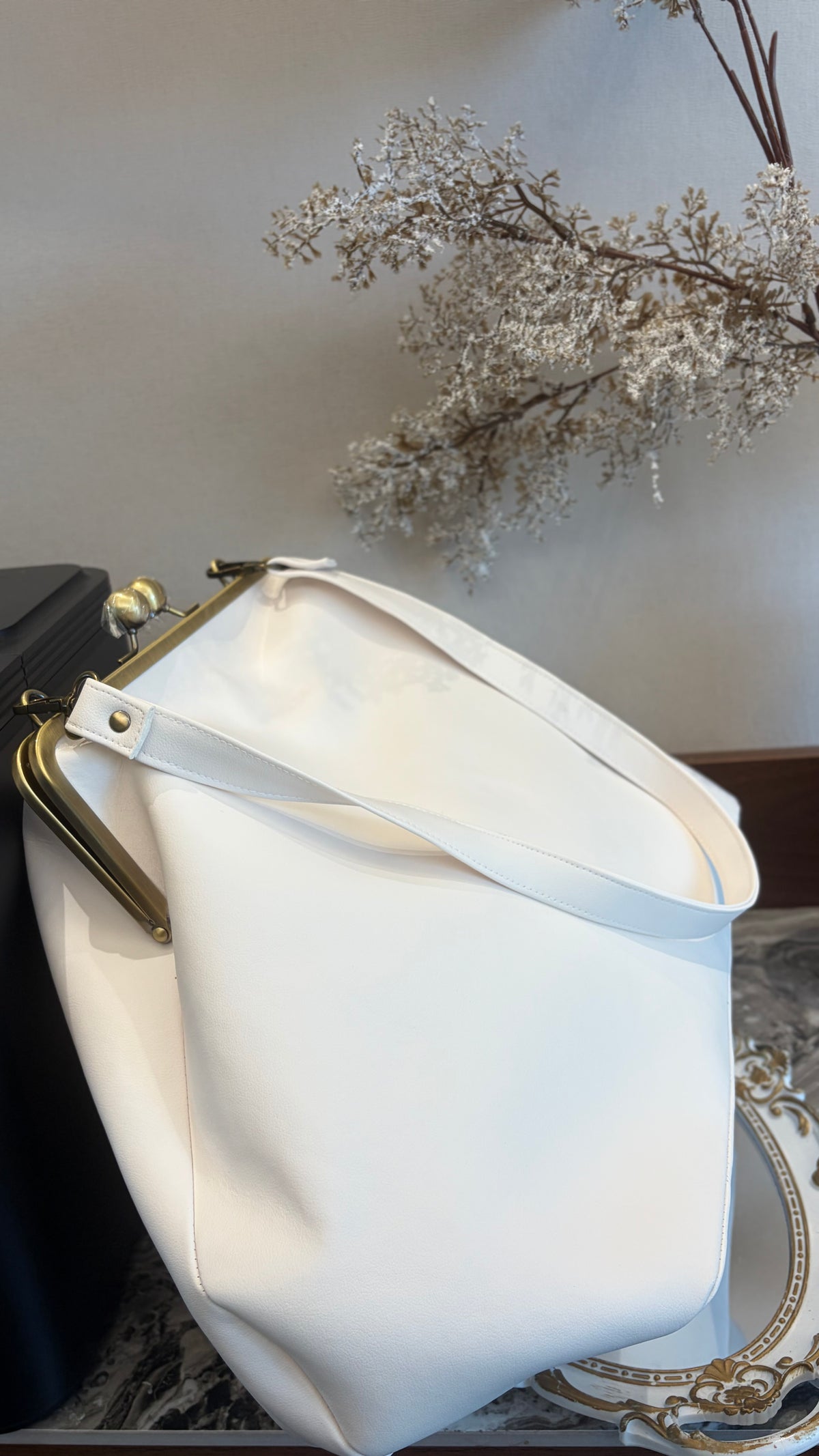 Poor White Large Handlebag,Leather Clutch Frame,20x12x8inch