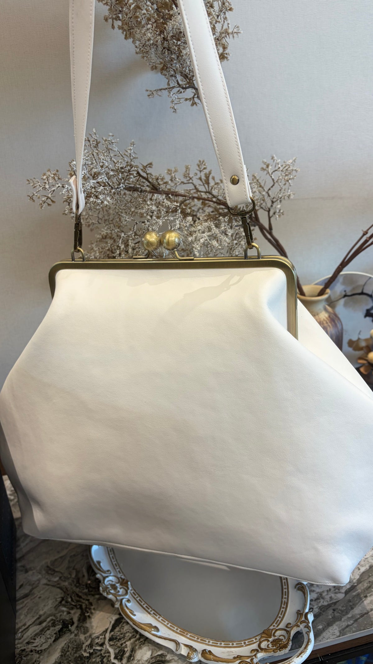 Poor White Large Handlebag,Leather Clutch Frame,20x12x8inch