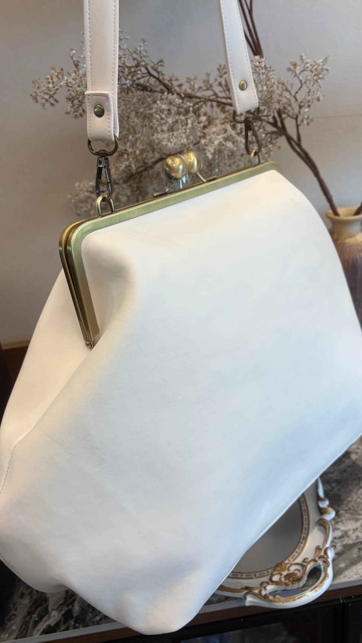 Poor White Large Handlebag,Leather Clutch Frame,20x12x8inch