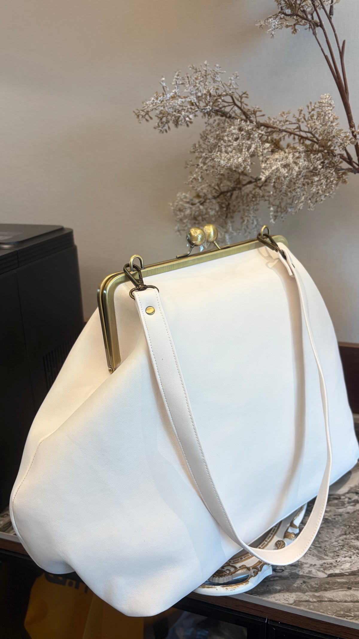 Poor White Large Handlebag,Leather Clutch Frame,20x12x8inch