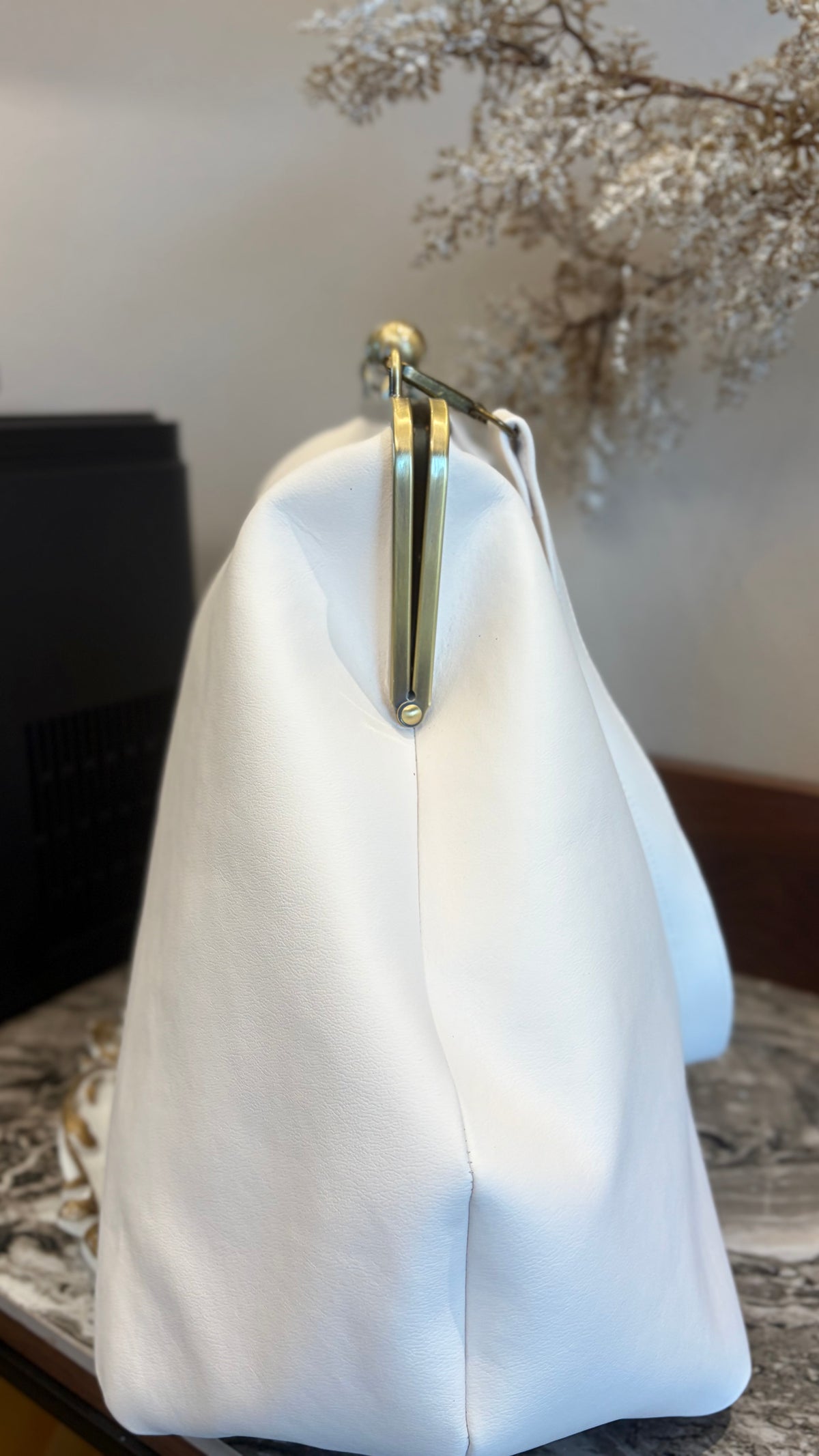 Poor White Large Handlebag,Leather Clutch Frame,20x12x8inch