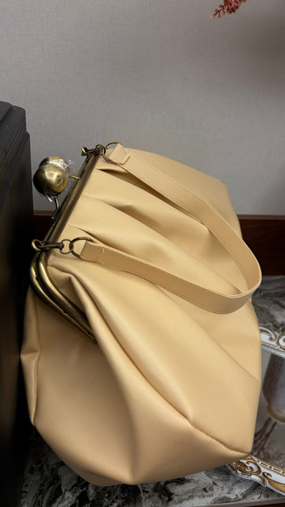 Beige Clutchbag,Frame Bag