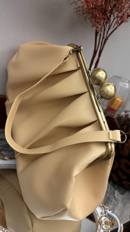 Beige Clutchbag,Frame Bag